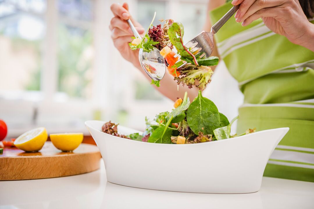 Organizing a balanced diet contributes to proper weight loss in a week